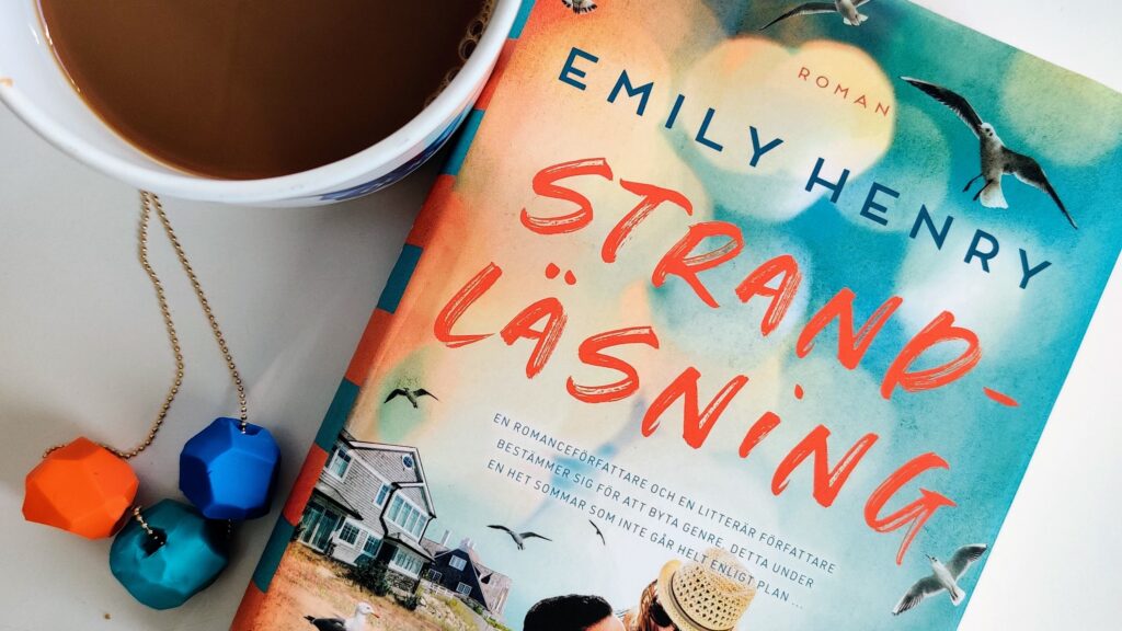 Recension: Strandläsning av Emily Henry