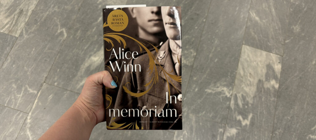 Recension av Alice Winns historiska roman "In memoriam"