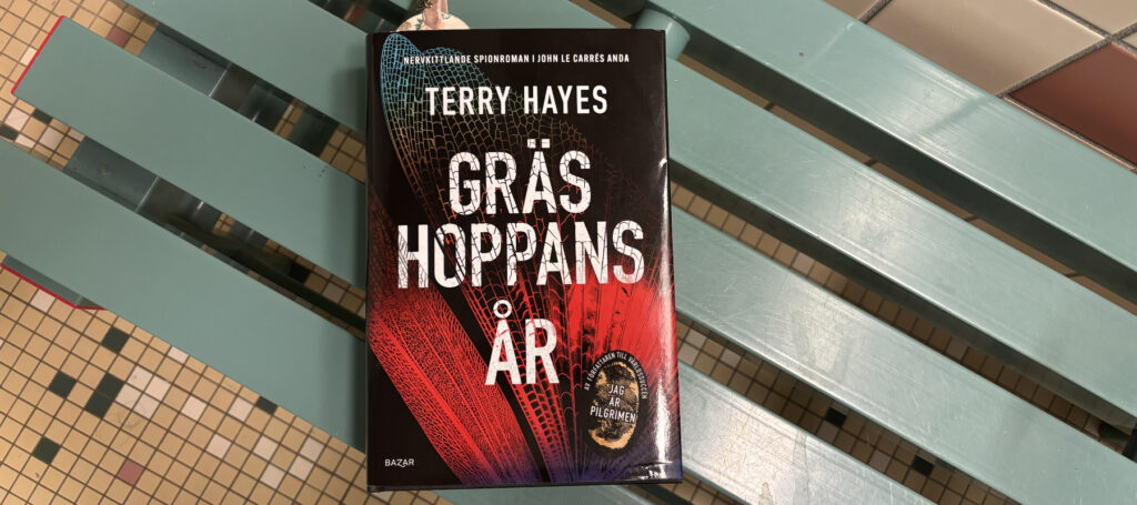 Recension av "Gräshoppans år", Terry Hayes andra bok.