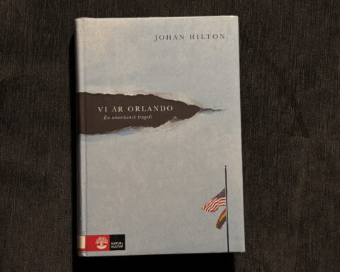 Recension av Johan Hiltons bok "Vi är Orlando: En amerikansk tragedi" som gavs ut år 2020