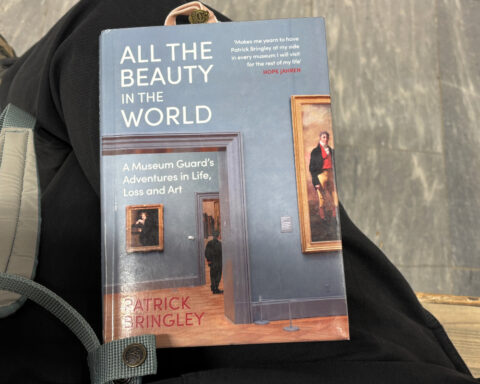 Recension av "All the beauty in the world" av museivakten Patrick Bringley