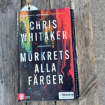 Recension av "Mörkrets alla färger", skriven av Chris Whitaker