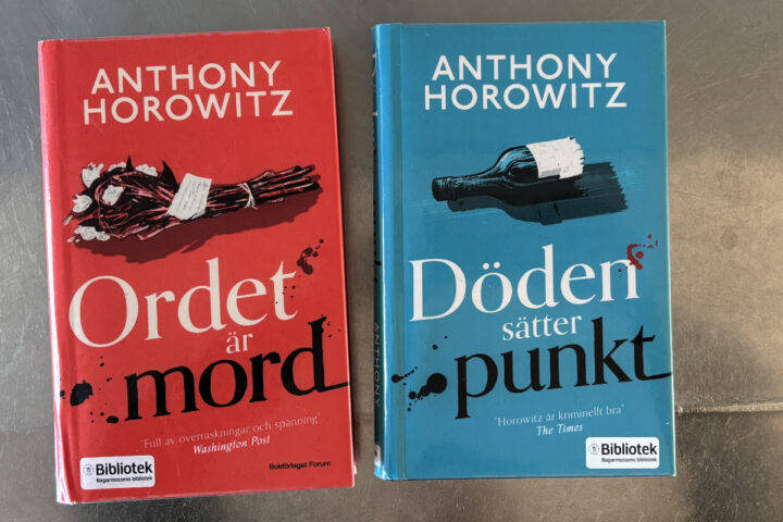 Recension av Anthony Horowits deckare "Ordet är mord", samt del två med titeln "Döden sätter punkt"