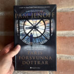 Recension av "Paris försvunna döttrar" av Pam Jenoff
