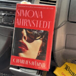 Recension av "Charlies hämnd" av Simona Ahrnstedt