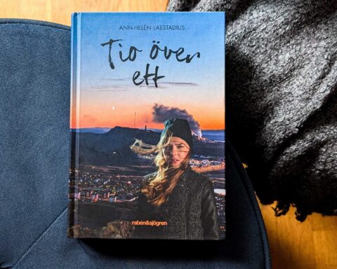 "Tio över ett" av Ann-Helen Laestadius