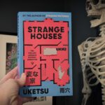 "Strange Houses" av Uktesu