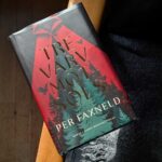 Tre varv motsols av Per Faxneld