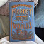 Recension av "Mordet vid World's End" av Ross Montgomery
